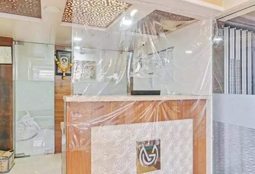 ホテル Maval Grand