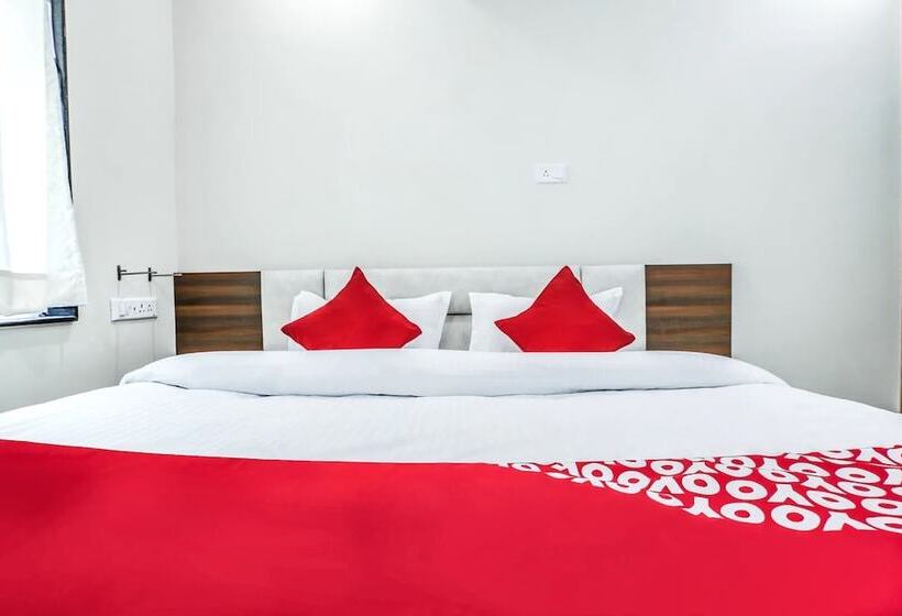 هتل Pooja Residency