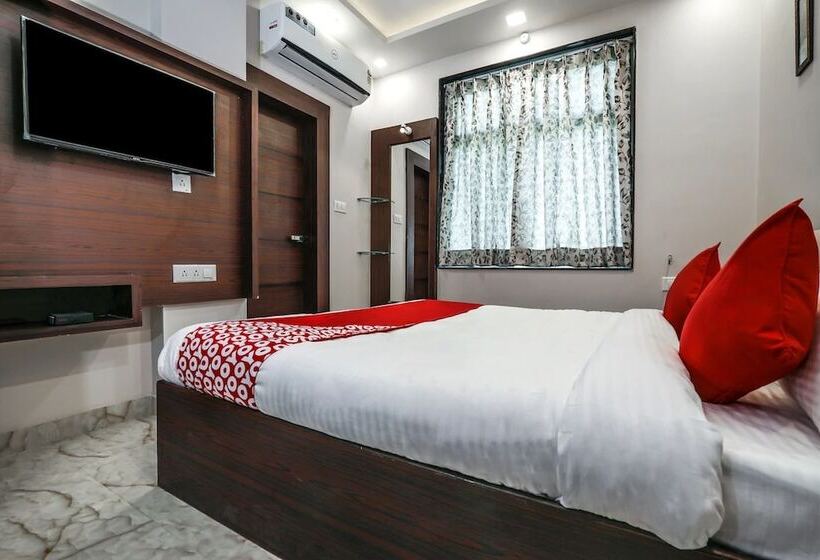 هتل Pooja Residency