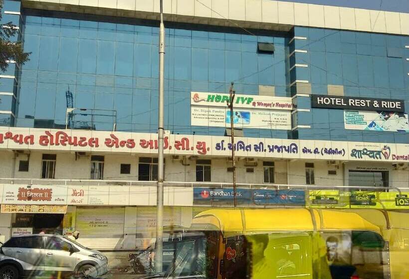 Отель Rest & Ride