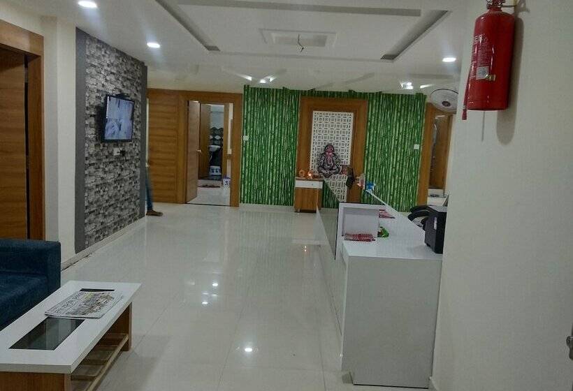 Отель Rest & Ride