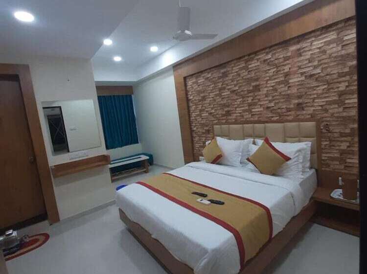 Отель Rest & Ride