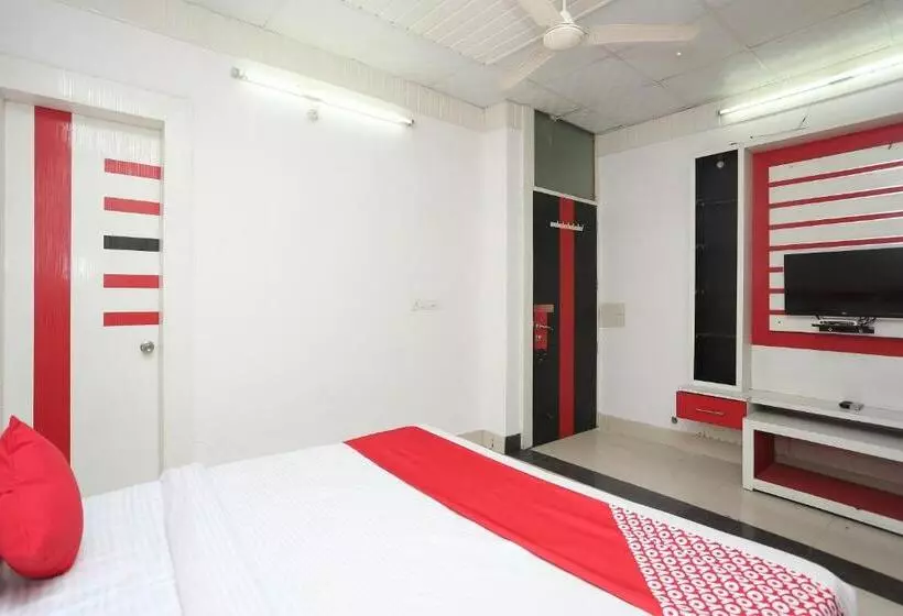 ホテル O Sirsa City Inn