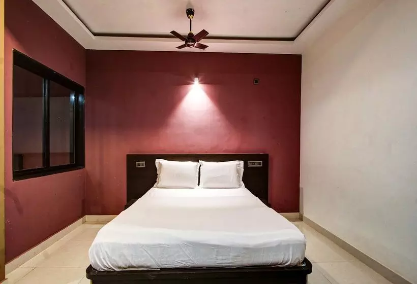 ホテル Spot On 37197 Mallya Residency