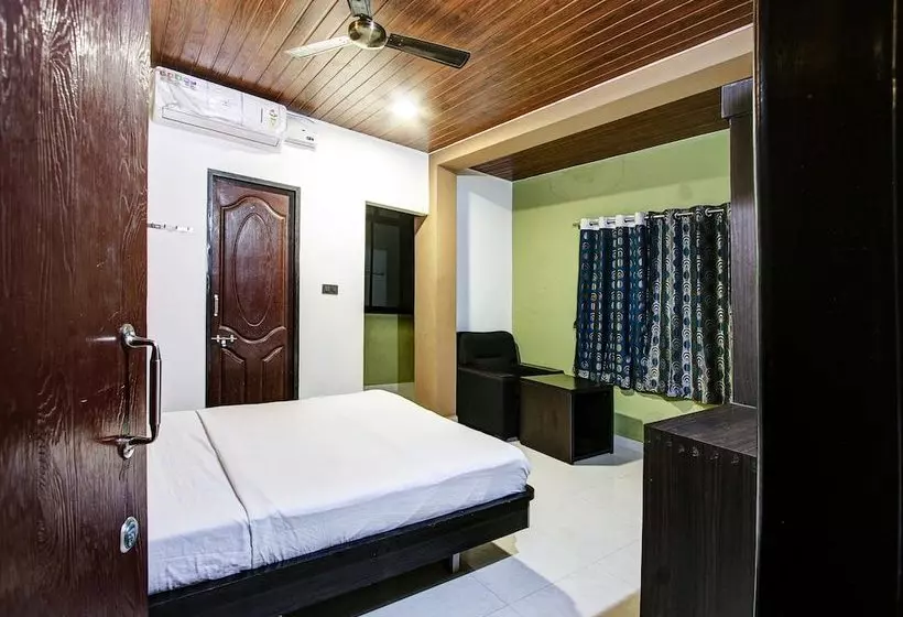 ホテル Spot On 37197 Mallya Residency