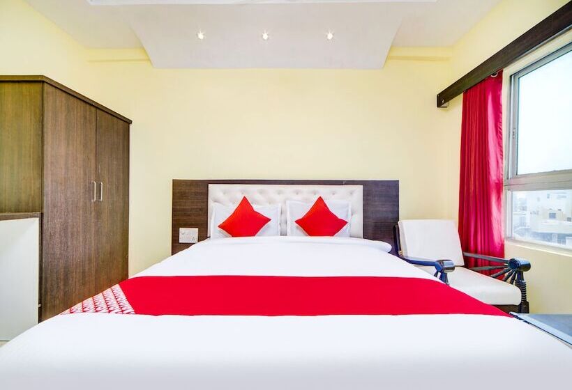 酒店 Srs Regency By Oyo Rooms