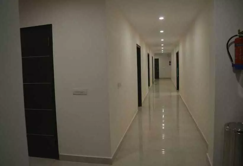 Hotelli The Lotus Sutra