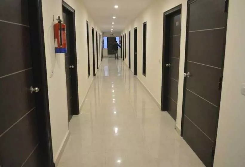 Hotelli The Lotus Sutra