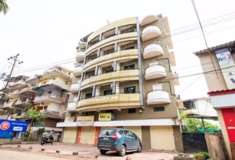 Hotelli Travellers Inn