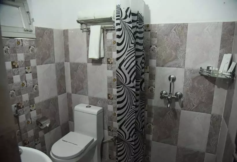 Hotelli Rnb Select Vijay Delux