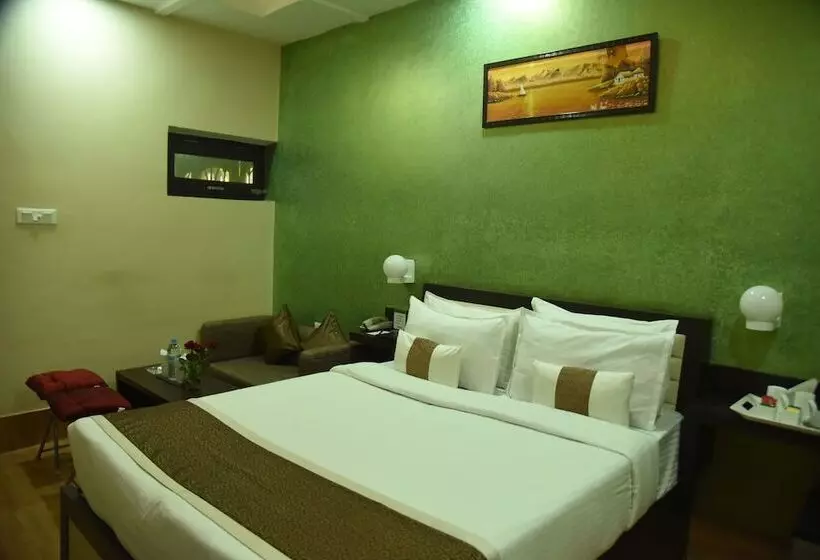 Hotelli Rnb Select Vijay Delux