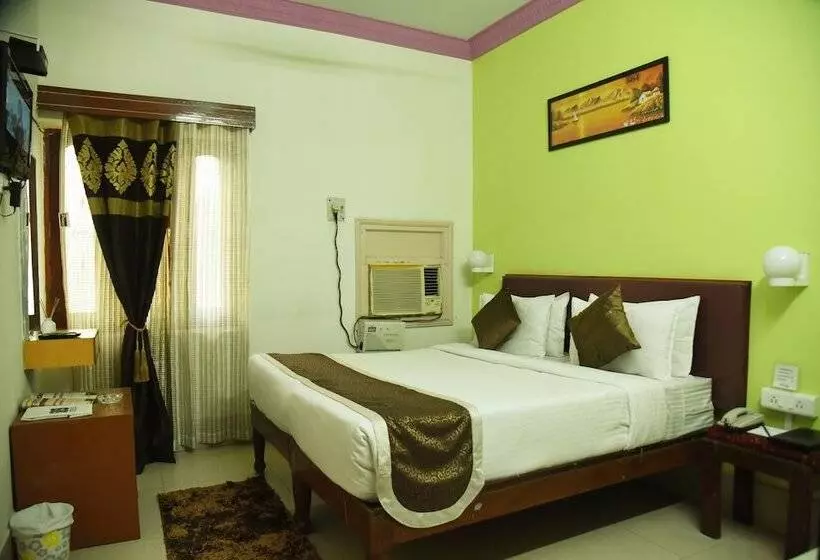 Hotelli Rnb Select Vijay Delux