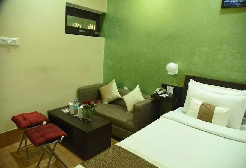 Hotelli Rnb Select Vijay Delux