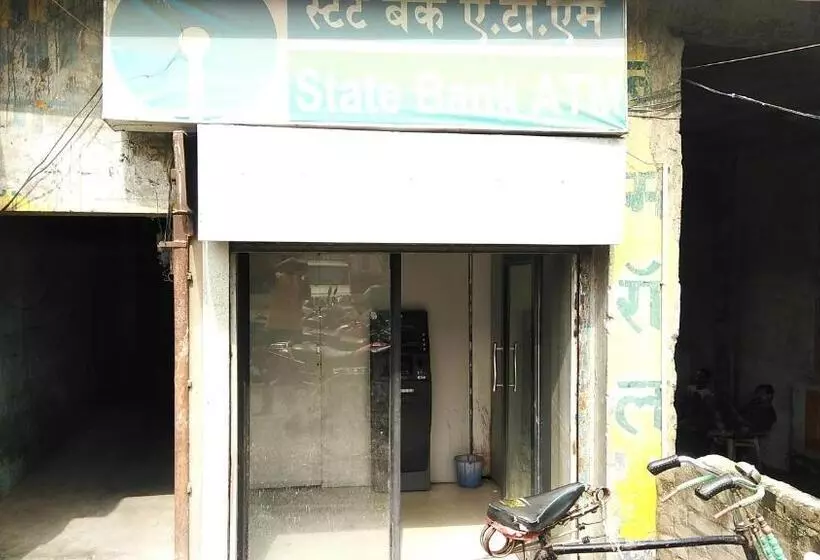 Hotelli Zero Mile Rooms