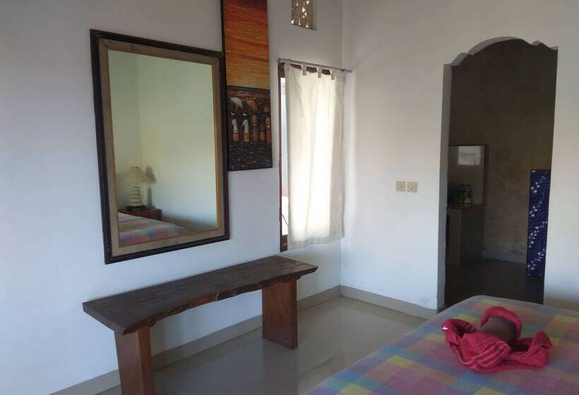 بنسيون Bali Sari Homestay