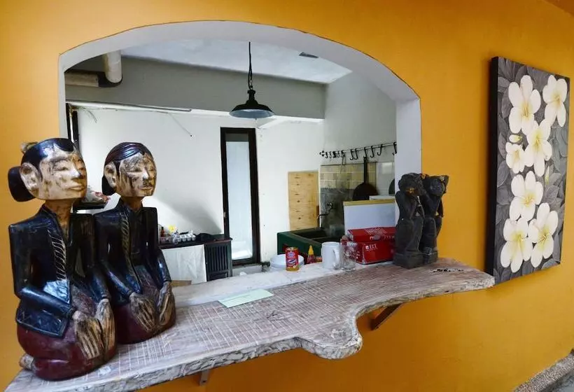 ペンション Kelapa Guest House