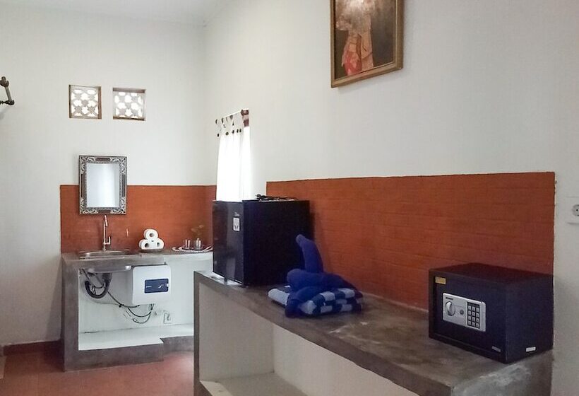 פנסיון Kelapa Guest House