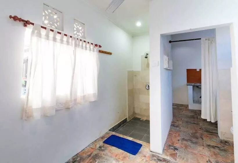 ペンション Kelapa Guest House