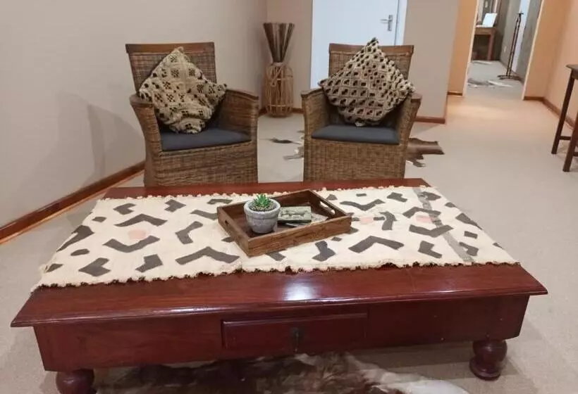 Majatalo Nukakamma Guest House