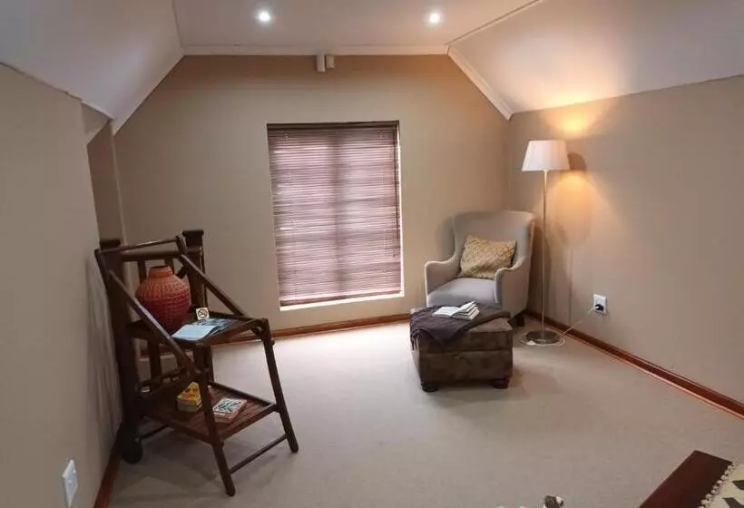 Majatalo Nukakamma Guest House