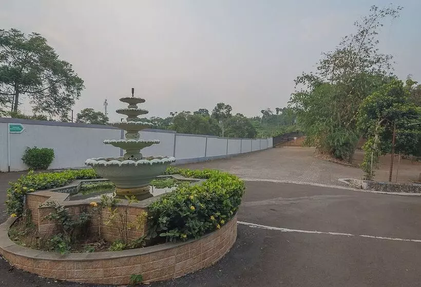 Majatalo Reddoorz Plus At Hotel Negeri Baru Lodaya Puncak