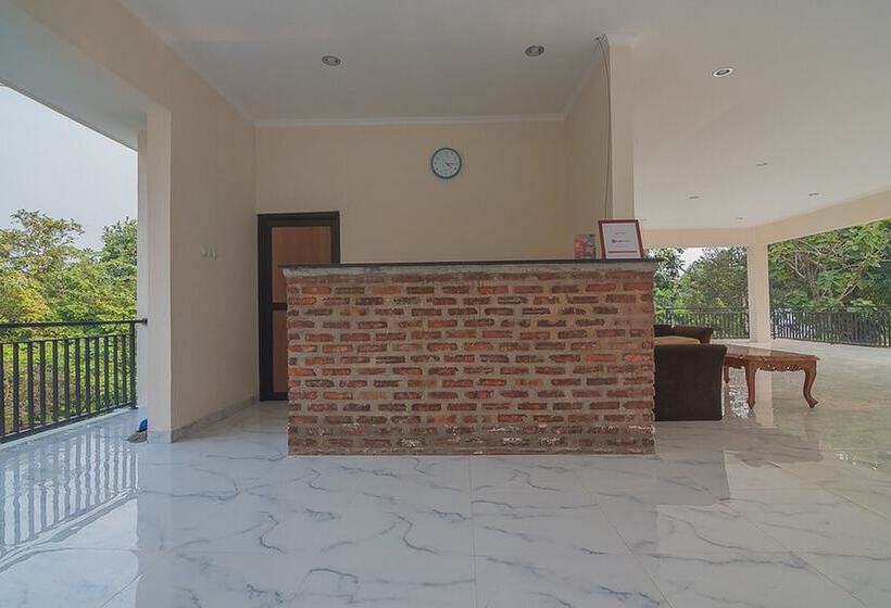 بنسيون Reddoorz Plus At Hotel Negeri Baru Lodaya Puncak