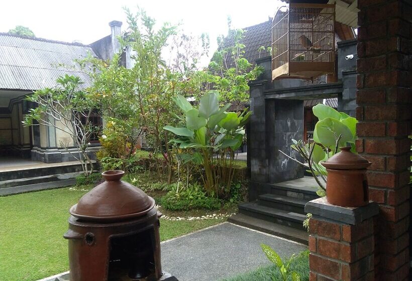 膳宿费 Rumah Tu7u