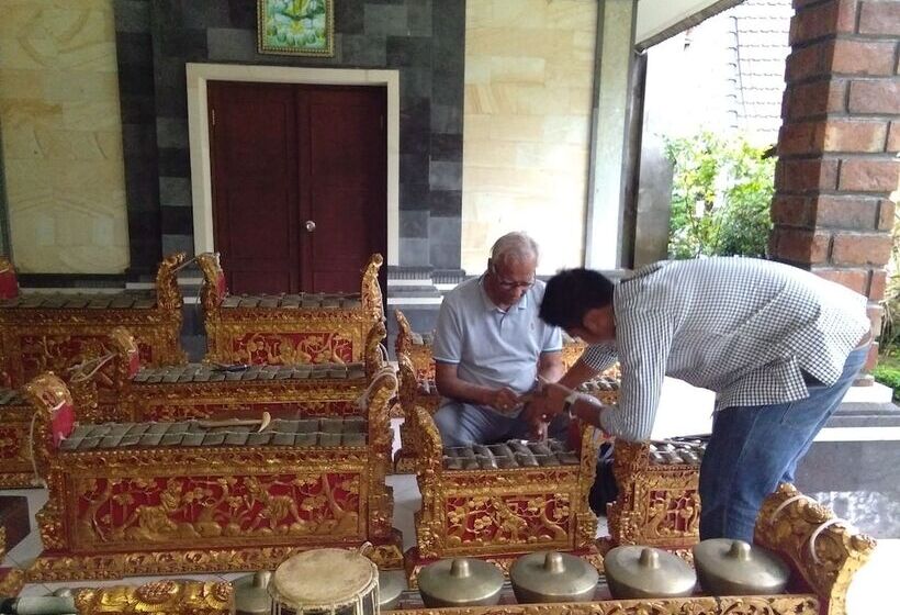 膳宿费 Rumah Tu7u