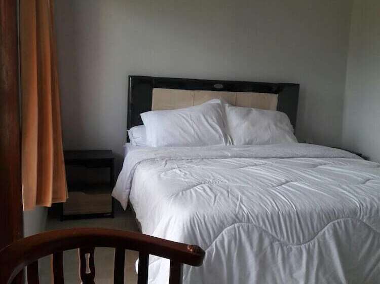 ペンション Semesta