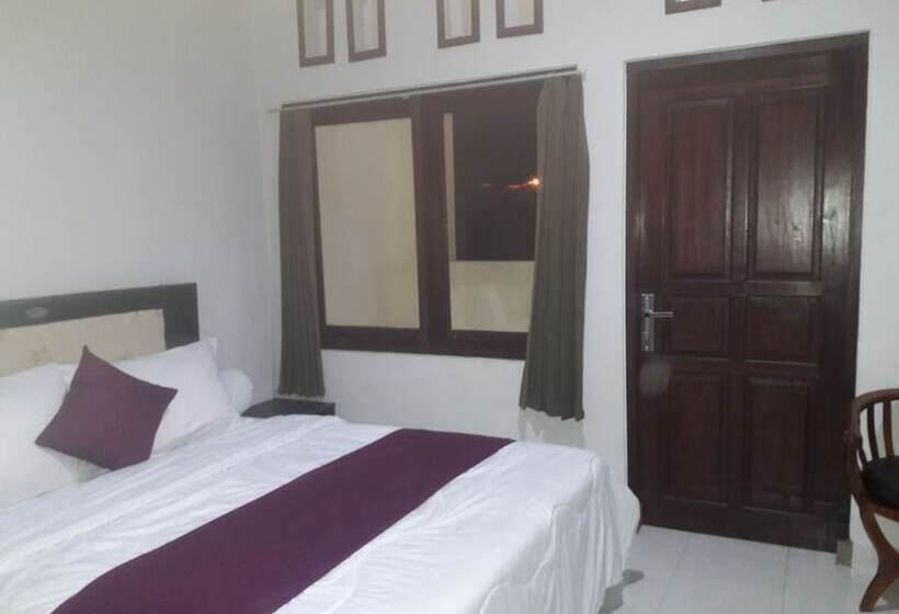 ペンション Semesta