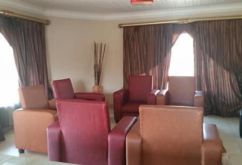 פנסיון Shidila Lodge