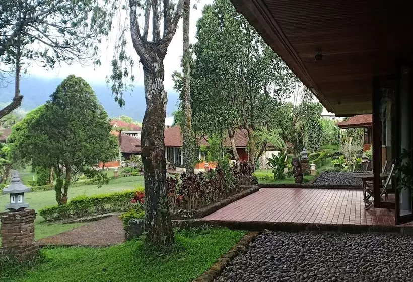 ペンション The Buyan Villas Resort