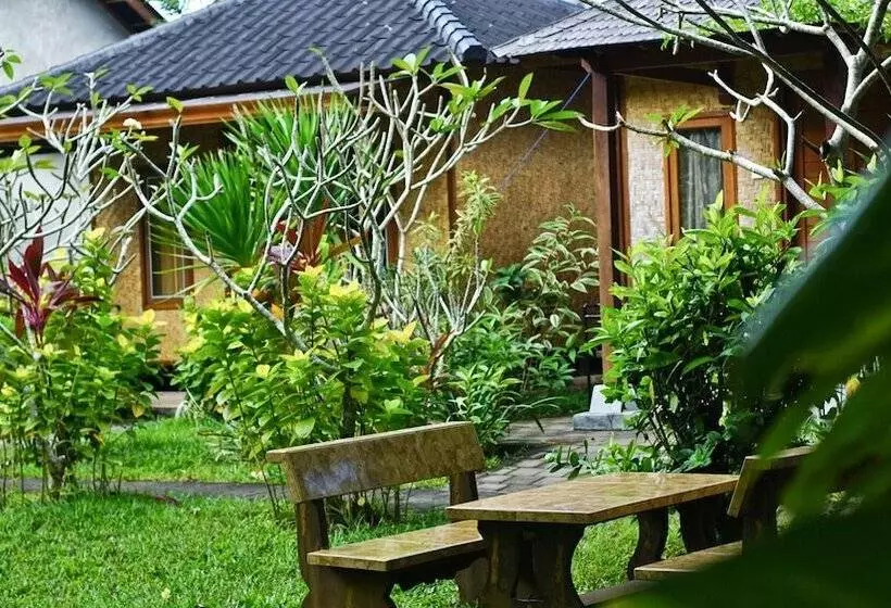 Majatalo Timbis Homestay Bali