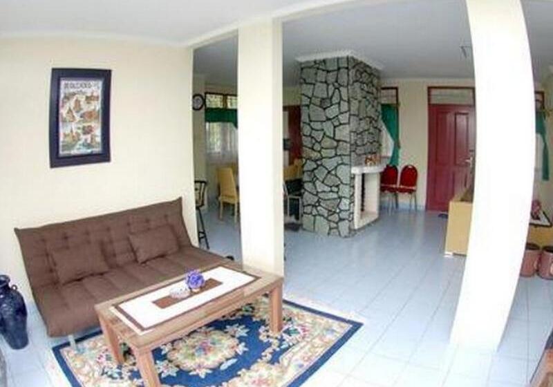 Pansiyon Villa Chavaminerva Bata   Ciater