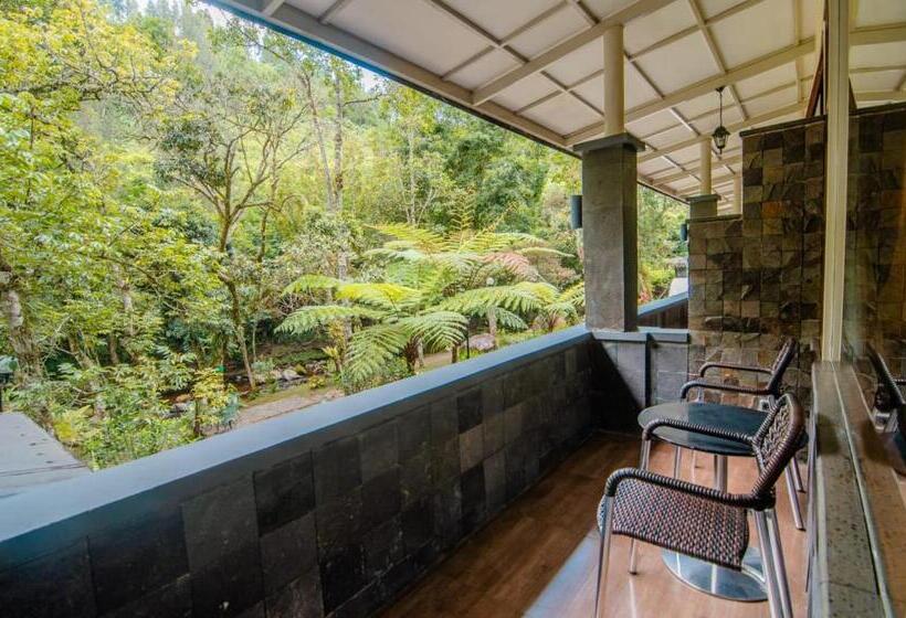 Taman Simalem Resort