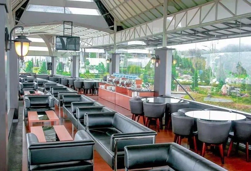 Taman Simalem Resort