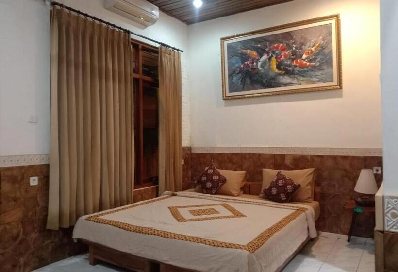 Общежитие Bulan Bali Guest House