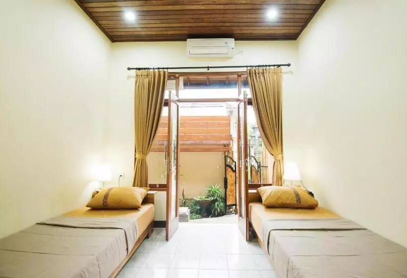 Retkeilymaja Bulan Bali Guest House