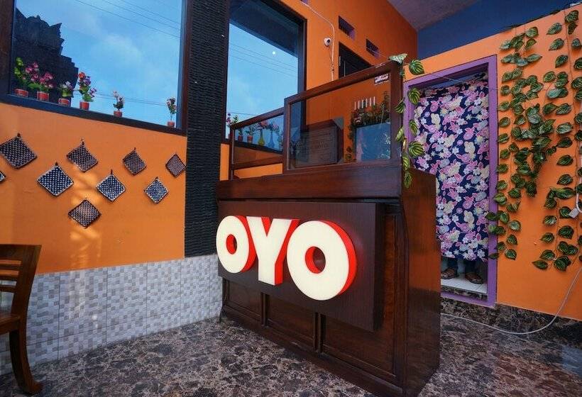 فندق صغير Carina Hotel By Oyo Rooms