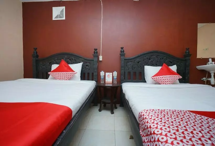 Retkeilymaja Carina Hotel By Oyo Rooms