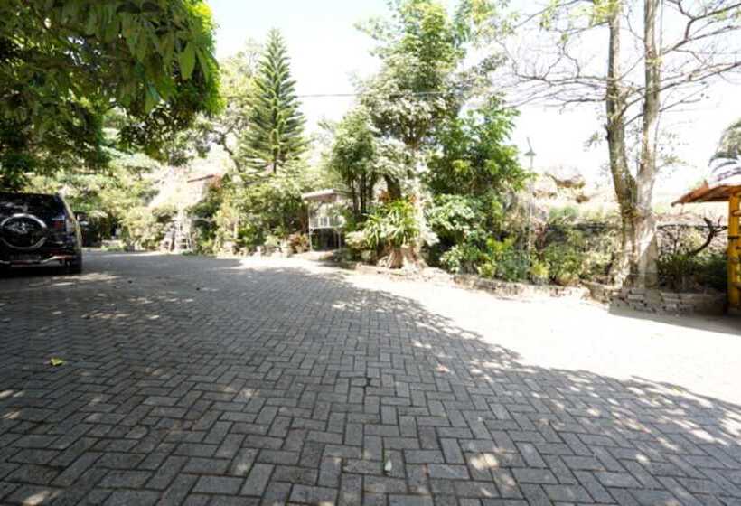 فندق صغير Carina Hotel By Oyo Rooms