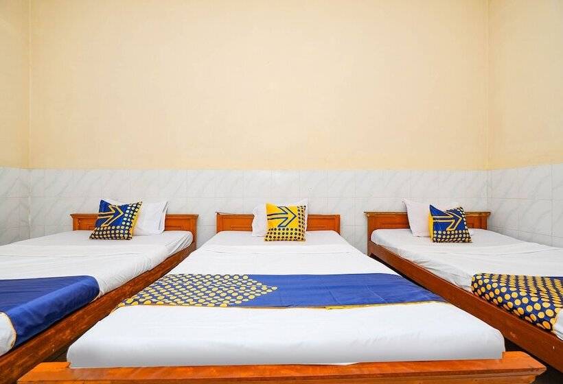 فندق صغير Spot On 2011 Hotel Mekar Sari