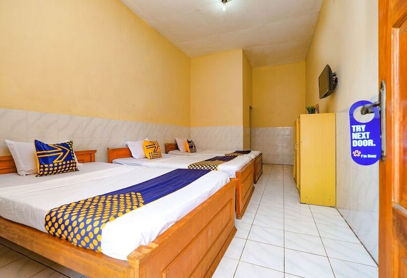 فندق صغير Spot On 2011 Hotel Mekar Sari