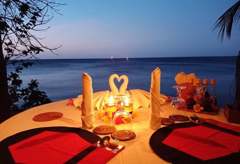 住宿加早餐 Teluk Indah Beach & Pool Villa