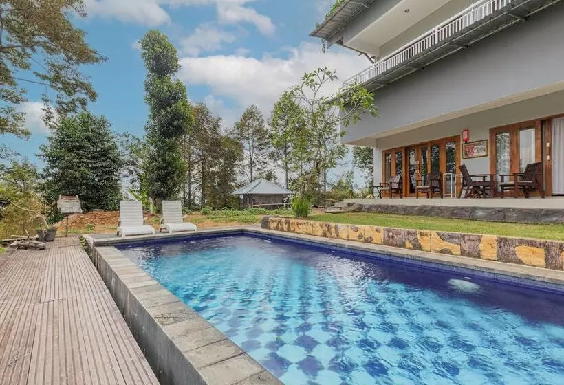 Hotelli Mandhasativa Homestay