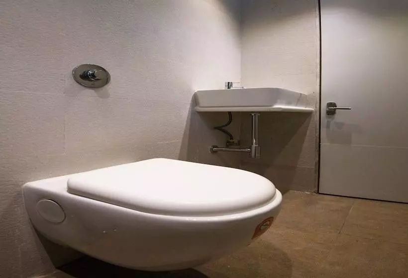 Hotelli Pramod By Oyo Rooms