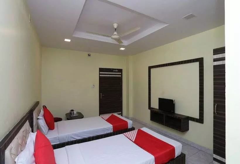Hotelli Pramod By Oyo Rooms