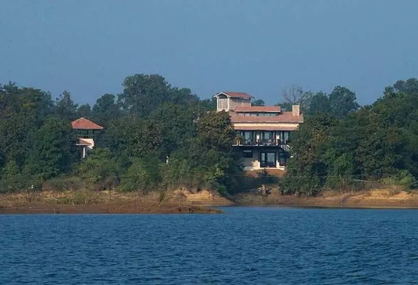 Hotelli Pugdundee Safari  Denwa Backwater Escape