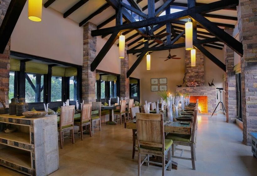 בית מלון כפרי Pugdundee Safari  Denwa Backwater Escape