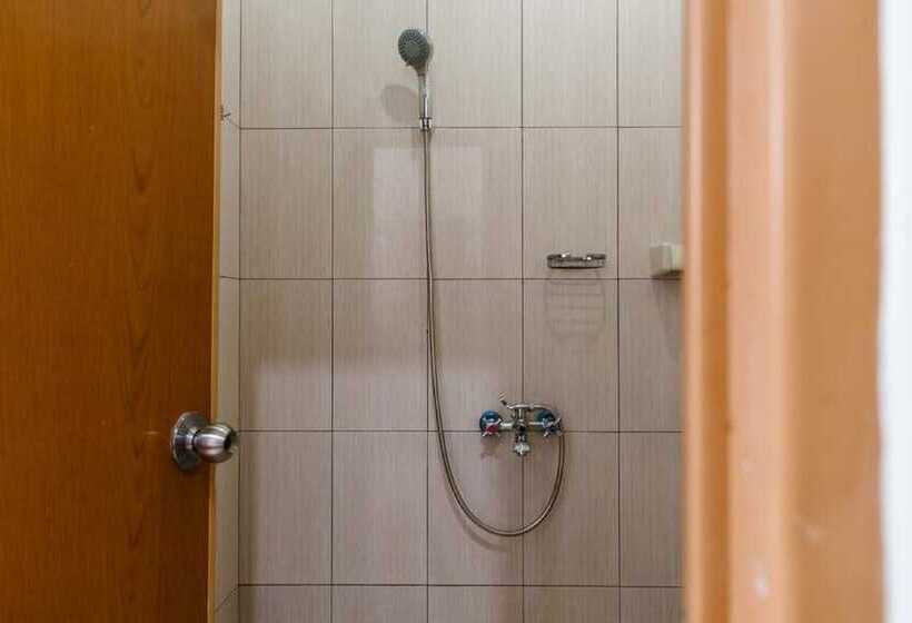 Szálloda Reddoorz @ Cibogo Puncak Bogor 2